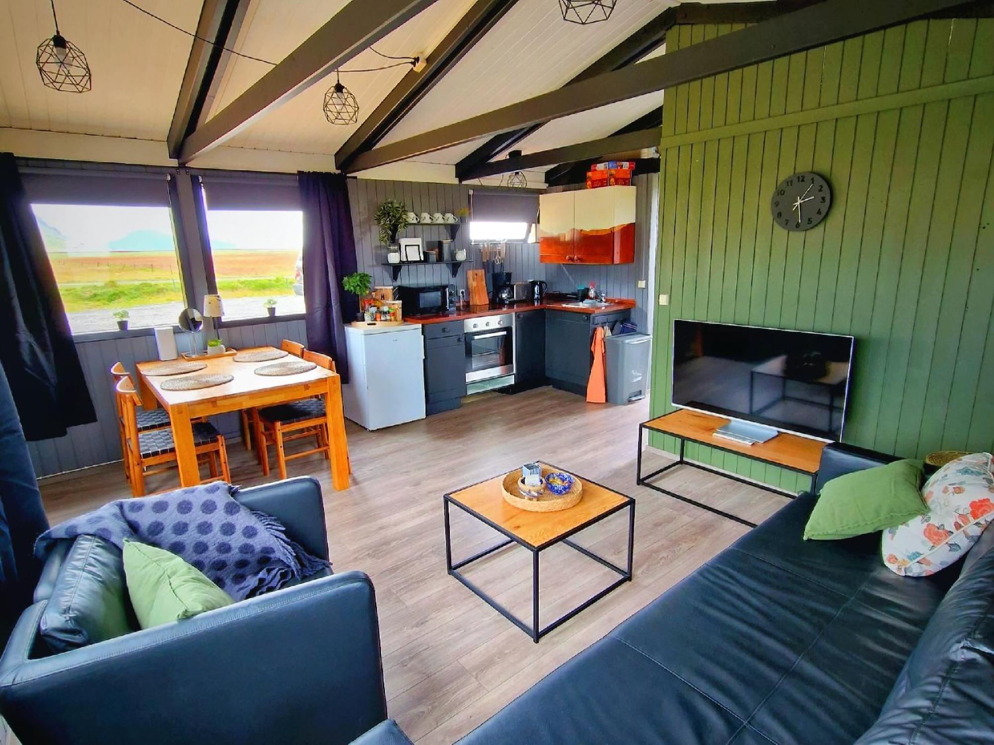 Green Farm Stay With Private Hot Tub Hvolsvöllur Dış mekan fotoğraf