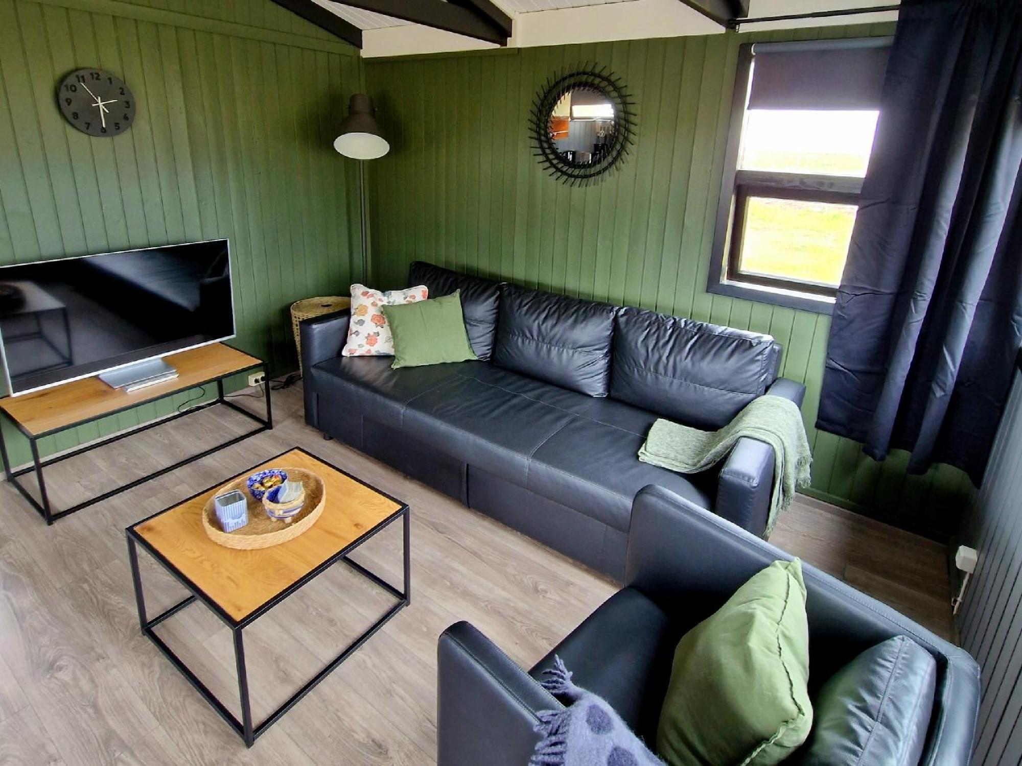 Green Farm Stay With Private Hot Tub Hvolsvöllur Dış mekan fotoğraf